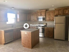 18518 East 19th Terrace Ct S in Independence, MO - Building Photo - Building Photo