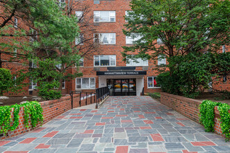 Manhattan View Terrace in Astoria, NY - Building Photo - Building Photo