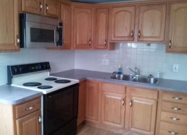 3 Carol St, Unit 2nd FL