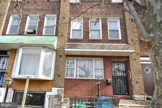 3519 I St in Philadelphia, PA - Building Photo - Building Photo