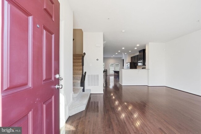 22447 Bright Sky Dr in Clarksburg, MD - Building Photo - Building Photo