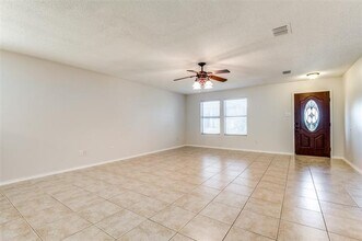 2709 Cedar Crest Dr in Little Elm, TX - Building Photo - Building Photo