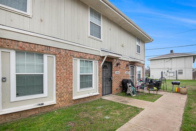 property at 4940 Flamingo Rd