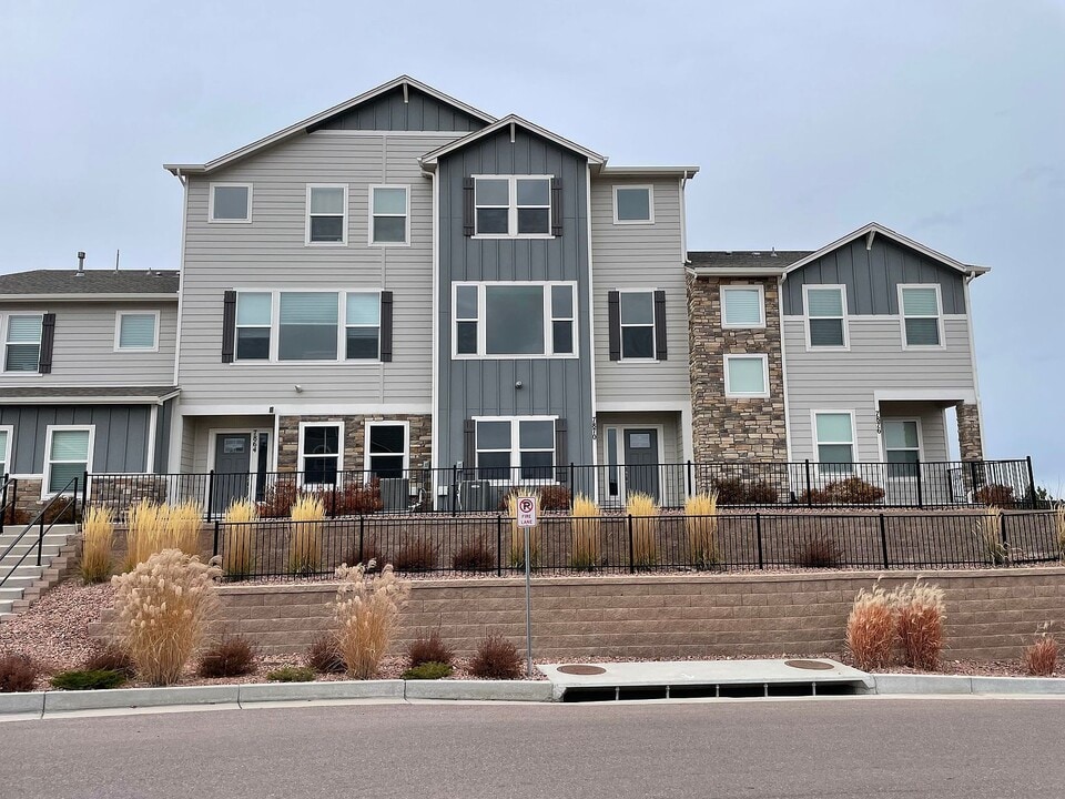 7870 Bone Crk Pt in Colorado Springs, CO - Building Photo