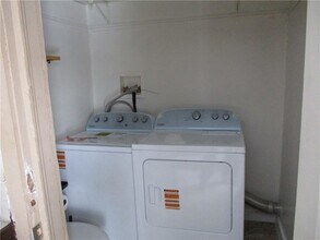 15 Rowley Ave in Norwich, NY - Foto de edificio - Building Photo