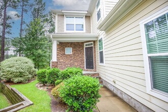 104 Pine Hawk Dr in Spring Lake, NC - Building Photo - Building Photo