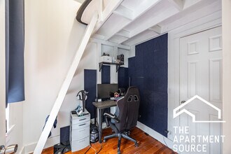 1822 S Throop St, Unit 2F in Chicago, IL - Building Photo - Building Photo