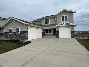 8111 N Sycamore Ave in Kansas City, MO - Building Photo - Building Photo