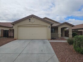 25719 W St Charles Ct in Buckeye, AZ - Building Photo
