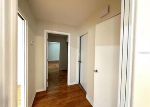 2394 Orange Center Blvd in Orlando, FL - Building Photo - Building Photo