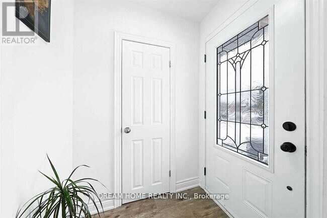 302 Crosby Ave in Richmond Hill, ON - Building Photo - Building Photo