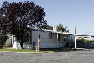 Bonneville Gardens MHC in Salt Lake City, UT - Building Photo - Building Photo