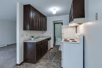 Victoria Flats Roseville in Roseville, MN - Building Photo - Interior Photo