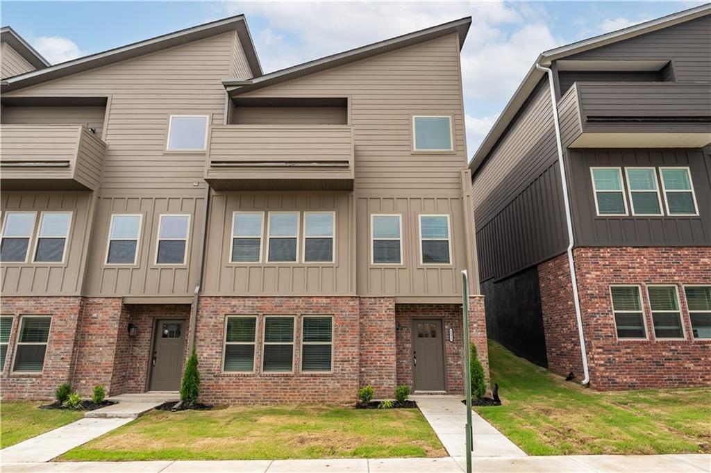 2171 W Million Ln in Fayetteville, AR - Building Photo