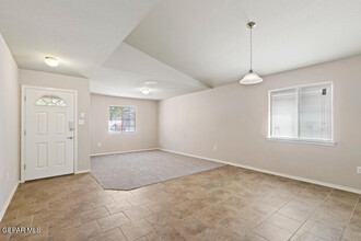 14272 Song Point Ct in El Paso, TX - Building Photo - Building Photo