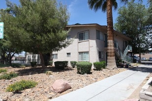 Pine Vista in Las Vegas, NV - Building Photo