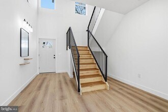 101 Idlewild Rd in Levittown, PA - Building Photo - Building Photo