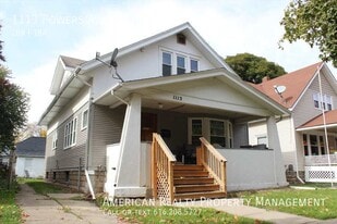 1113 Powers Ave NW in Grand Rapids, MI - Building Photo