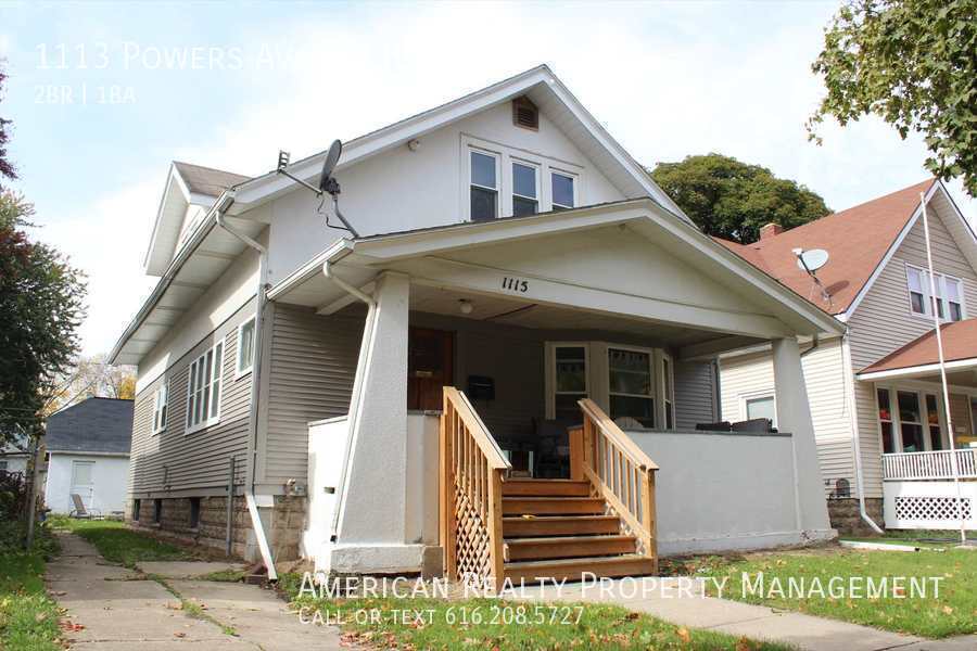 1113 Powers Ave NW in Grand Rapids, MI - Building Photo
