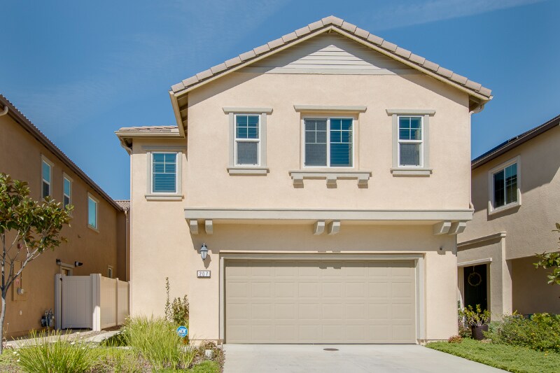 207 Silver Fir Ct in Vista, CA - Building Photo