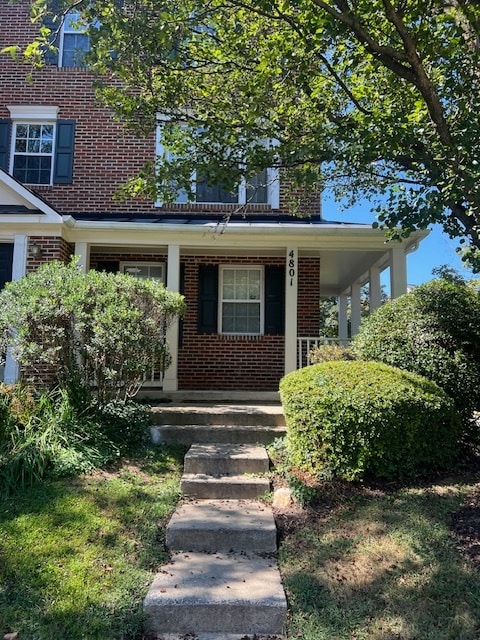 property at 4801 Waltonshire Cir