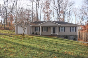 138 Cullen Ln in Statesville, NC - Building Photo