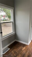 889 Rombach Ave in Wilmington, OH - Foto de edificio - Building Photo