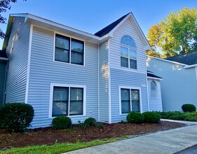 Willoughby in Greenville, NC - Foto de edificio - Building Photo