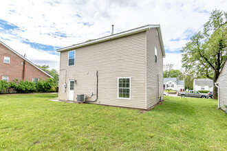 13 W Chestnut St in Oxford, OH - Foto de edificio - Building Photo