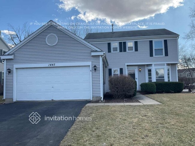 1445 Woodscreek Cir in Crystal Lake, IL - Building Photo - Building Photo