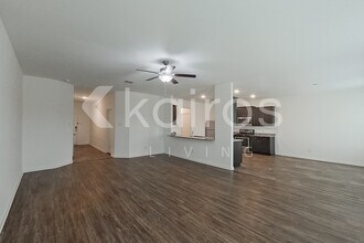 914 Shady Brk in New Braunfels, TX - Building Photo - Building Photo