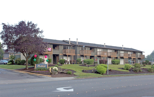 Parkway Apartments