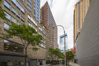 Toulaine Apartments in New York, NY - Foto de edificio - Building Photo