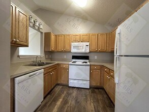 352 White Gables Dr in Columbia, SC - Building Photo - Building Photo