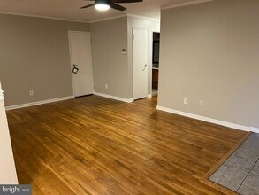 1231 Country Mill Dr in East Windsor, NJ - Building Photo - Building Photo