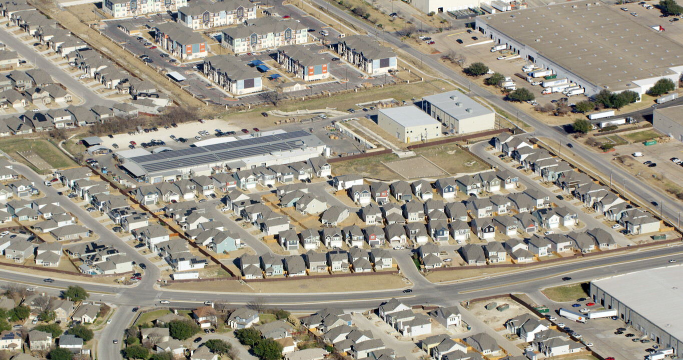 Bratton Hill in Austin, TX - Building Photo