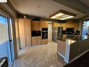 2236 Newport Ct in Discovery Bay, CA - Building Photo - Building Photo