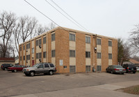 2200 7th St NE in Minneapolis, MN - Building Photo - Building Photo