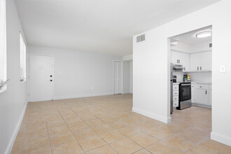 Ayana Blu in Cape Canaveral, FL - Building Photo - Interior Photo