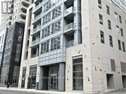 21-721 Balmuto St in Toronto, ON - Building Photo