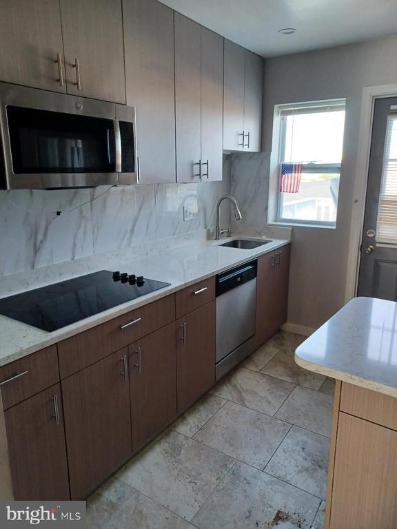 property at 315 Baylis St