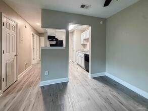 500 N Crow Rd in Pensacola, FL - Building Photo - Building Photo
