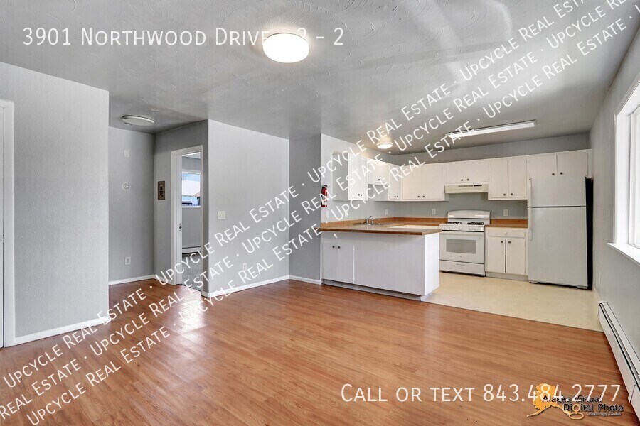 3901 Northwood Dr in Anchorage, AK - Building Photo
