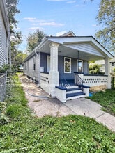 1582 E 49th St in Cleveland, OH - Building Photo - Building Photo
