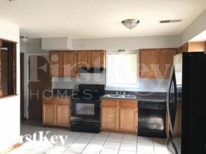 3178 Belle Tower Rd in Memphis, TN - Building Photo - Building Photo