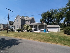 801 E Moler Ave in Martinsburg, WV - Building Photo - Building Photo