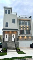 476 Meade St in Orange, NJ - Building Photo