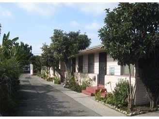 1715 Cherry Ave in Long Beach, CA - Building Photo - Building Photo