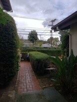 5910 Bob St in La Mesa, CA - Building Photo