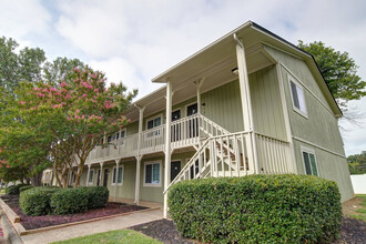 Forest Ridge Apartments in Asheboro, NC - Foto de edificio - Building Photo